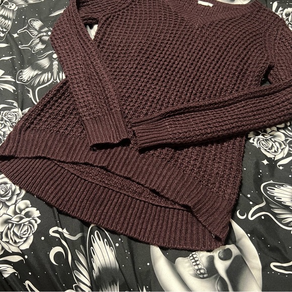 Burgundy Knit Sweater, Small - Picture 3 of 7